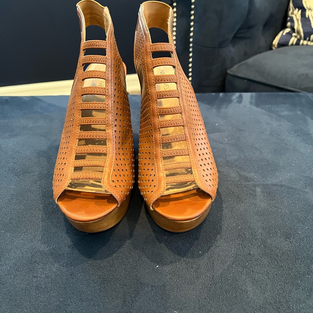 Nine West brown wedge heels really comfortable. - Picture 3 of 3